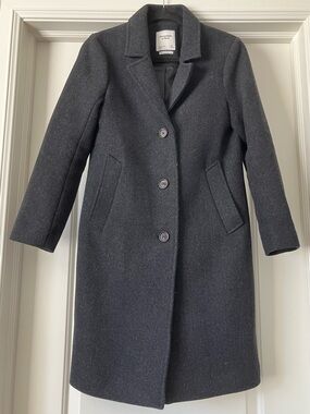 The A&F Dad Coat - Charcoal Wool-Blend Coat